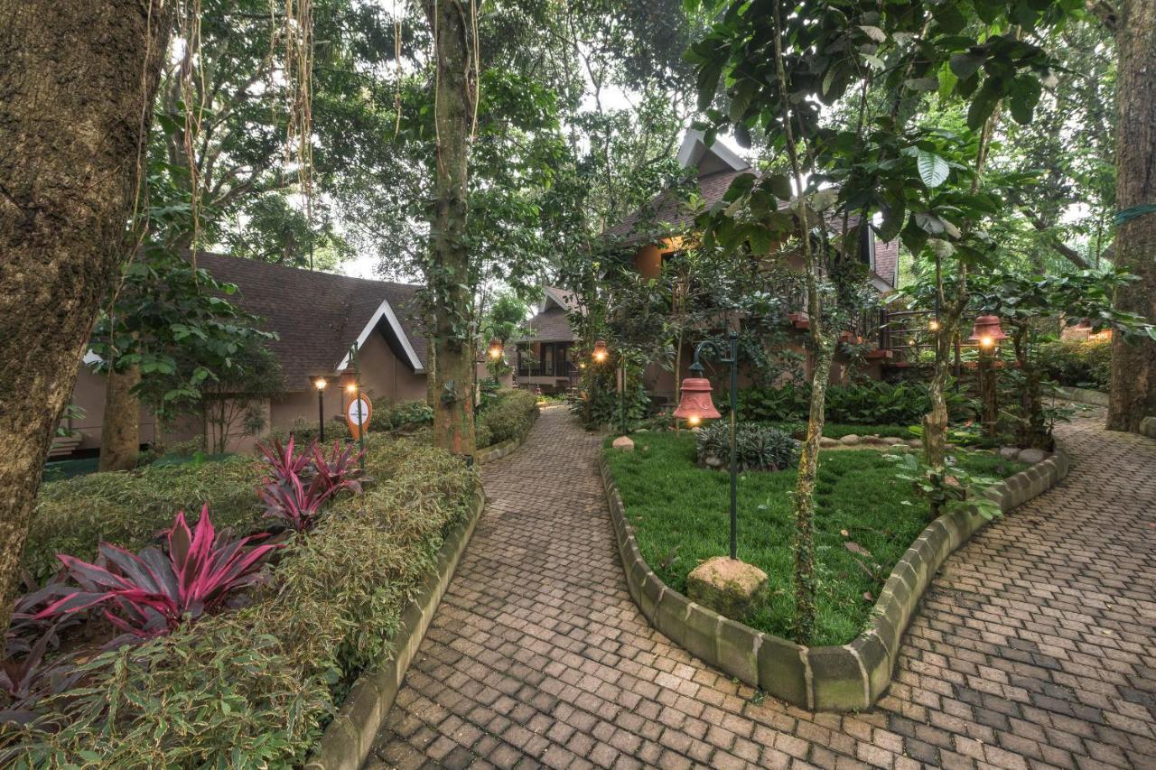 Club Mahindra Thekkady Hotel Exterior photo